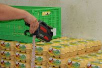 Die Eier werden bei uns geprüft und für den Handel verpackt.